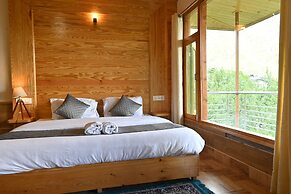 Cascade Mountain Retreat Manali