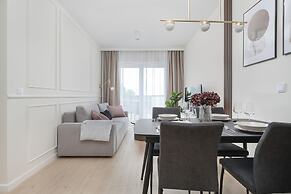Wroclaw Apartment With Bathub by Renters