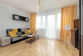 Studio for 4 Guests Gdansk by Renters