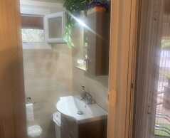 Effie's Maisonette With Detached Studio