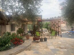 Effie's Maisonette With Detached Studio