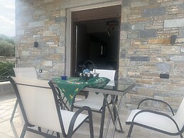 Effie's Maisonette With Detached Studio