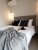 Luaz Suites Volos Center