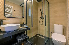 Luaz Suites Volos Center