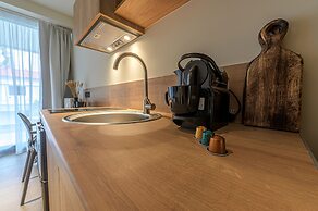 Luaz Suites Volos Center