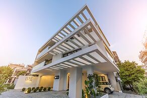 Luaz Suites Volos Center