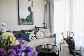 Luaz Suites Volos Center