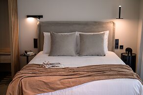 Luaz Suites Volos Center