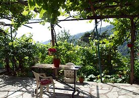 Paradeisos Studio With Garden View