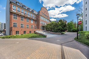 Studio Poniatowskiego With Parking by Renters