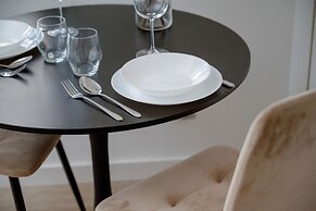 Poniatowskiego Studio by Renters