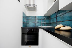 Karlińskiego Apartment Warsaw by Renters