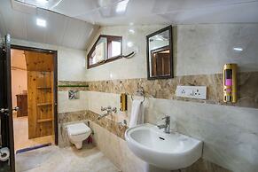 The Sunset Abode Shimla 4BR Valley Views