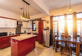 The Sunset Abode Shimla 4BR Valley Views