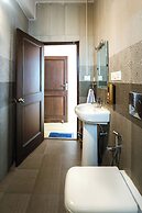 The Sunset Abode Shimla 4BR Valley Views