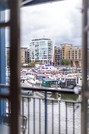 The Canary Wharf Flat