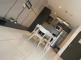 Embassy Gardens Royal Luxury Apartments