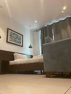 Embassy Gardens Royal Luxury Apartments