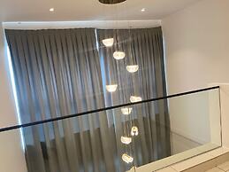 Embassy Gardens Royal Luxury Apartments