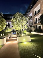 Embassy Gardens Royal Luxury Apartments