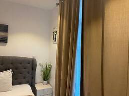 Embassy Gardens Royal Luxury Apartments