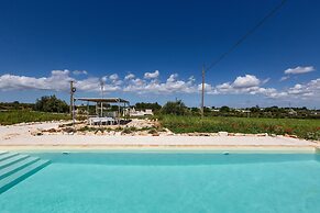 4003 Brunaldi Trulli by Perle di Puglia