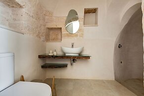 4003 Brunaldi Trulli by Perle di Puglia