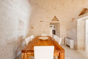 4003 Brunaldi Trulli by Perle di Puglia