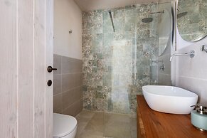 4003 Brunaldi Trulli by Perle di Puglia