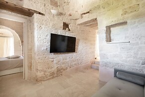 4003 Brunaldi Trulli by Perle di Puglia