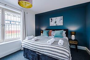 Lovely 4 Bed/ Monthly Discount/ Bottle