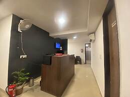 Hotel Golden Plam Tilak Nagar Market