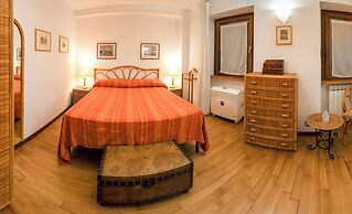 Navona Romantic House