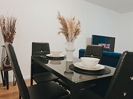 Cozy Windmill House in Smethwick