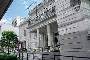 Hestia at Pasaje Calas