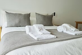 Hestia at Pasaje Calas