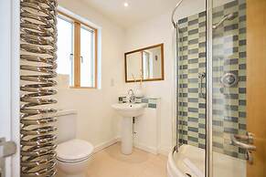The Putney Wonder - Dazzling 3bdr Flat With Garden
