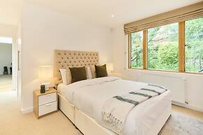The Putney Wonder - Dazzling 3bdr Flat With Garden