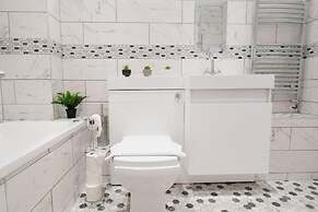 Convenient Wirral Retreat