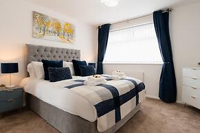 Convenient Wirral Retreat