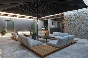 SUNSET VILLA