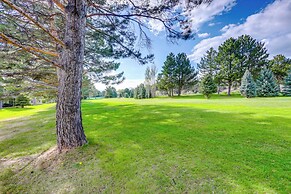 Carbondale Condo w/ Balcony & On-site Fly Fishing!