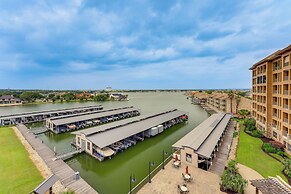 Lake LBJ Condo w/ Private Balcony, Lake Views