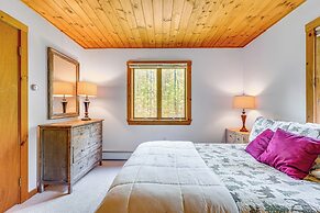 Family-friendly Ludlow Cabin on Lake Pauline!