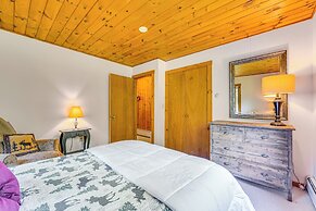 Family-friendly Ludlow Cabin on Lake Pauline!