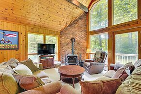 Family-friendly Ludlow Cabin on Lake Pauline!
