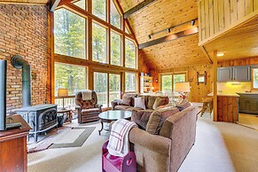 Family-friendly Ludlow Cabin on Lake Pauline!