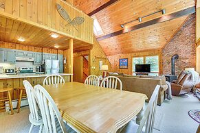 Family-friendly Ludlow Cabin on Lake Pauline!