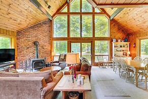 Family-friendly Ludlow Cabin on Lake Pauline!