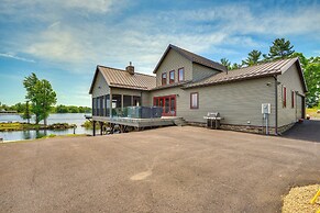 Hot Tub & Dock: Waterfront Wellesley Island Home!